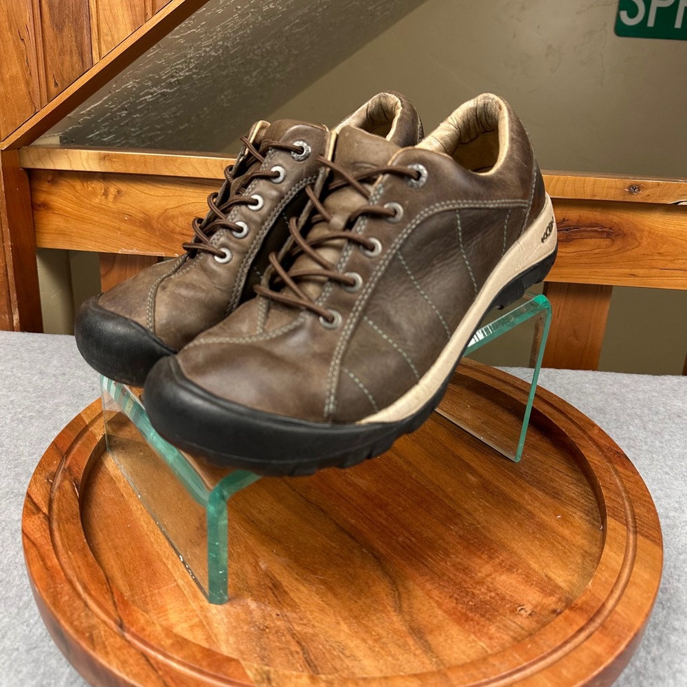 Keen Presidio Brown Leather Walking Shoes Womens 9.5 Low Top Oxfords 5322-BHTR